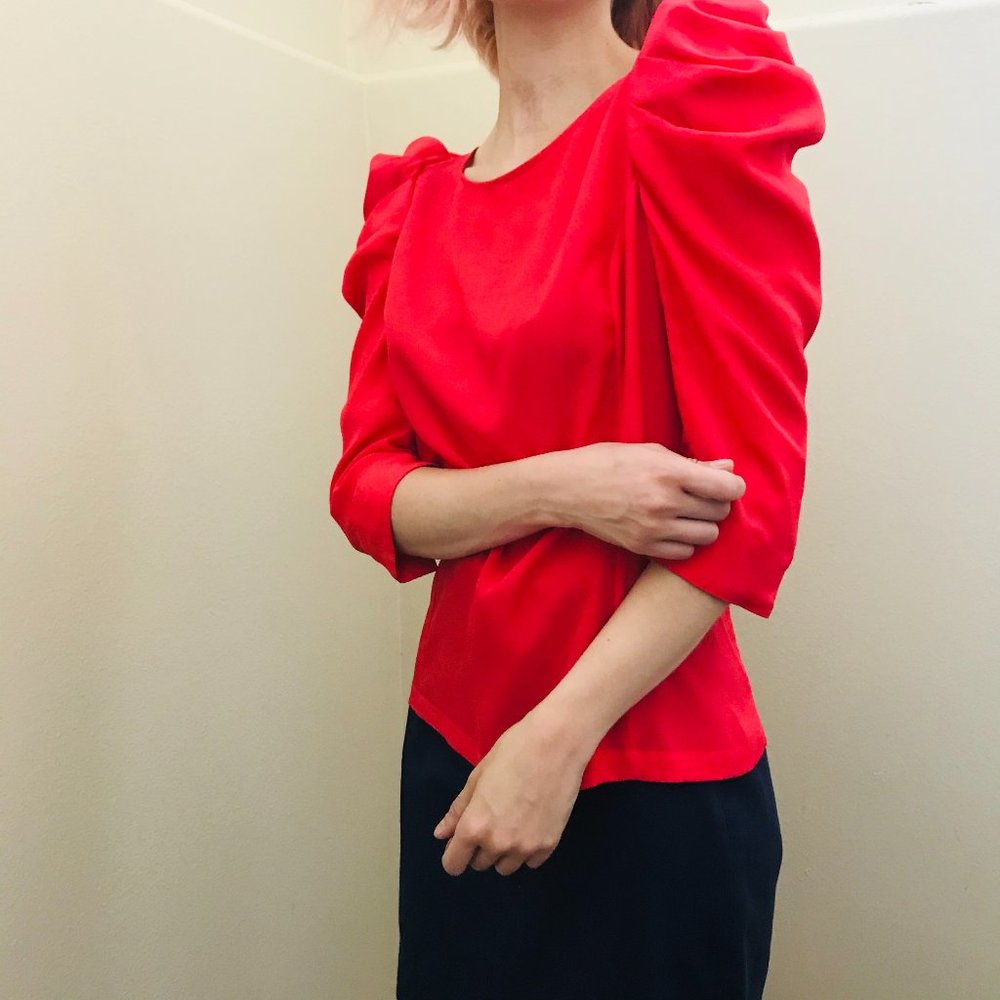 🌹 Coral Ruched Sleeved Button Up The Back